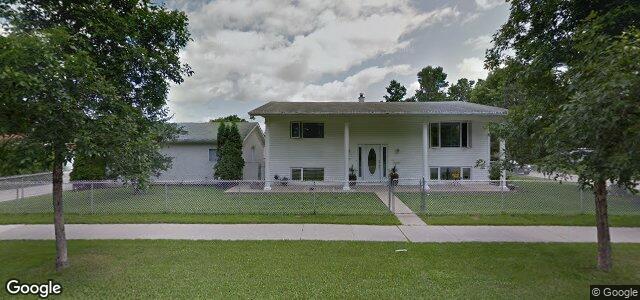 Larawan ng 661 Louelda Street sa Winnipeg, Manitoba