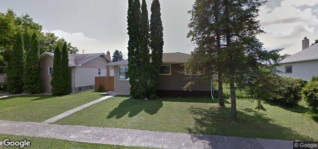 Larawan ng 664 Prince Rupert Avenue sa Winnipeg, Manitoba