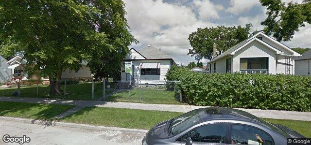 Larawan ng 669 Moncton Avenue sa Winnipeg, Manitoba
