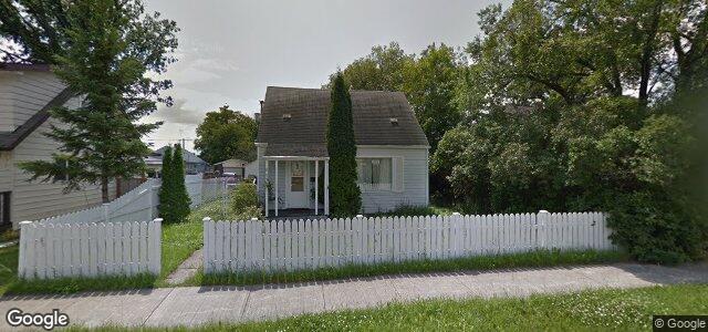 Larawan ng 682 Moncton Avenue sa Winnipeg, Manitoba