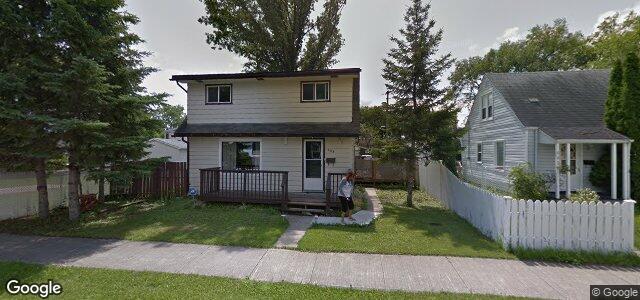 Larawan ng 686 Moncton Avenue sa Winnipeg, Manitoba