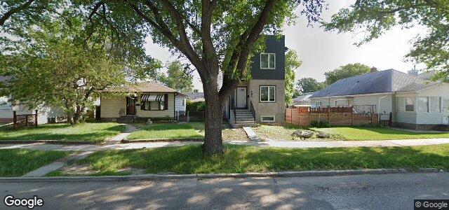 Larawan ng 693 Munroe Avenue sa Winnipeg, Manitoba