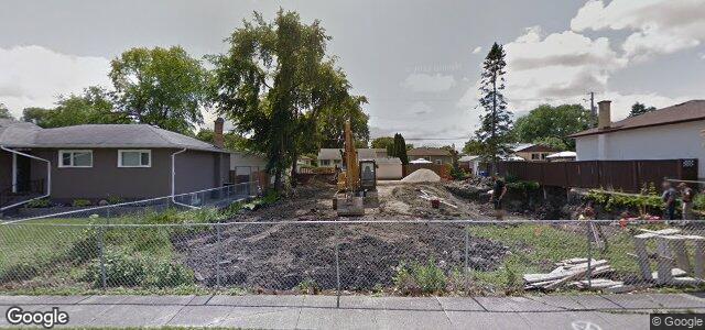 Larawan ng 696 Prince Rupert Avenue sa Winnipeg, Manitoba