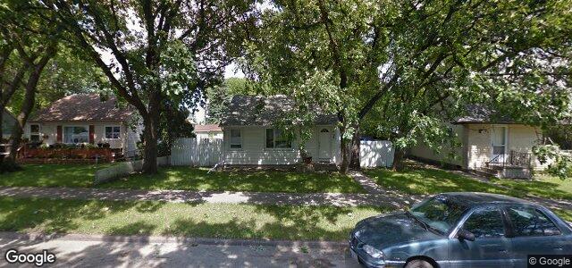 Larawan ng 697 Moncton Avenue sa Winnipeg, Manitoba