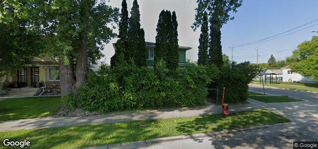 Larawan ng 698 Hoskin Avenue sa Winnipeg, Manitoba