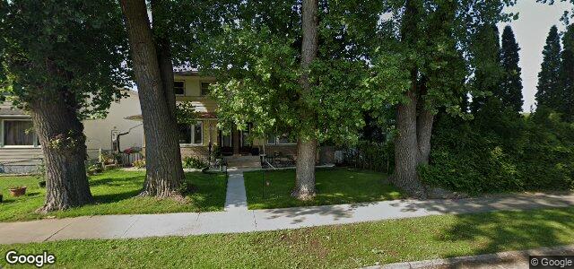 Larawan ng 704 Hoskin Avenue sa Winnipeg, Manitoba