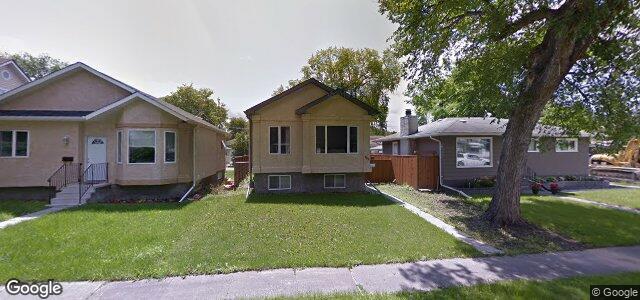 Larawan ng 704 Prince Rupert Avenue sa Winnipeg, Manitoba
