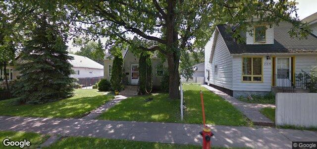 Larawan ng 708 Moncton Avenue sa Winnipeg, Manitoba