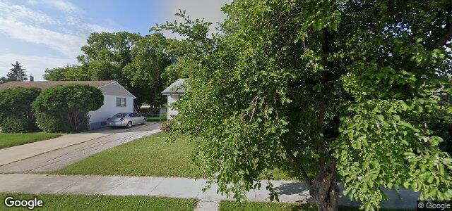 Larawan ng 712 Robin Hood Crescent sa Winnipeg, Manitoba