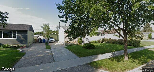 Larawan ng 716 Adamdell Crescent sa Winnipeg, Manitoba