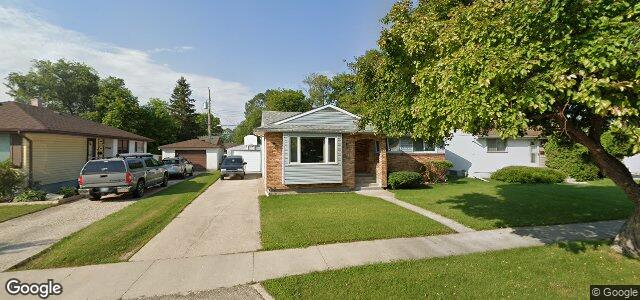 Larawan ng 720 Robin Hood Crescent sa Winnipeg, Manitoba