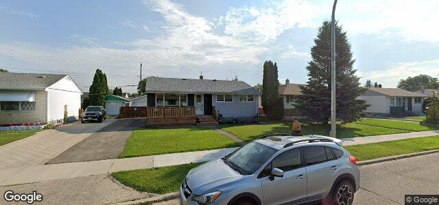 Larawan ng 725 Adamdell Crescent sa Winnipeg, Manitoba