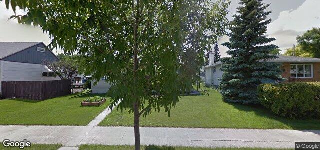 Larawan ng 734 Moncton Avenue sa Winnipeg, Manitoba