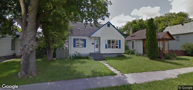 Larawan ng 736 Prince Rupert Avenue sa Winnipeg, Manitoba
