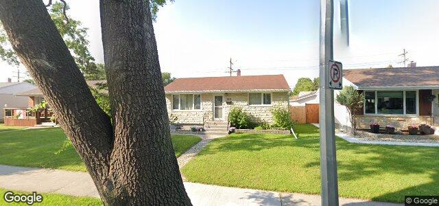 Larawan ng 740 Nottingham Avenue sa Winnipeg, Manitoba