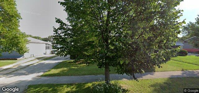 Larawan ng 741 Adamdell Crescent sa Winnipeg, Manitoba