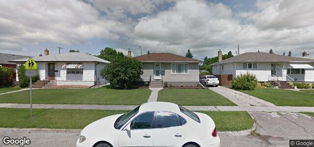Larawan ng 741 Prince Rupert Avenue sa Winnipeg, Manitoba