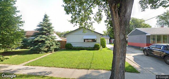 Larawan ng 745 Adamdell Crescent sa Winnipeg, Manitoba