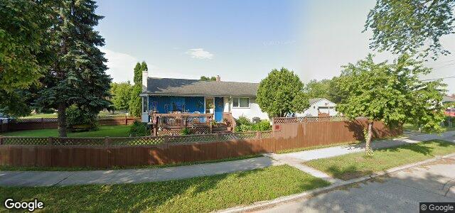 Larawan ng 750 Adamdell Crescent sa Winnipeg, Manitoba