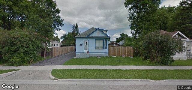 Larawan ng 819 Moncton Avenue sa Winnipeg, Manitoba