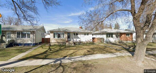 Larawan ng 821 Munroe Avenue sa Winnipeg, Manitoba