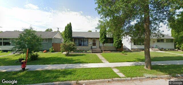 Photo of 824 Simpson Avenue in Winnipeg, Manitoba