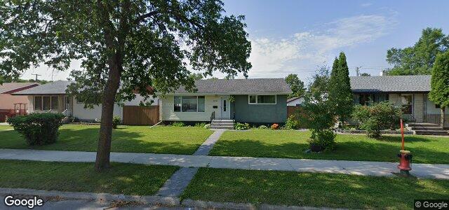 Larawan ng 828 Simpson Avenue sa Winnipeg, Manitoba