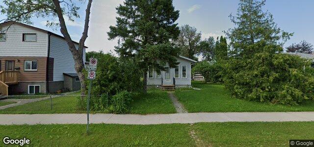 Larawan ng 830 Prince Rupert Avenue sa Winnipeg, Manitoba