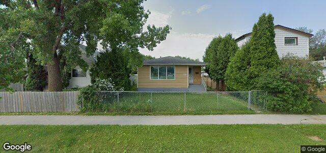 Larawan ng 838 Prince Rupert Avenue sa Winnipeg, Manitoba