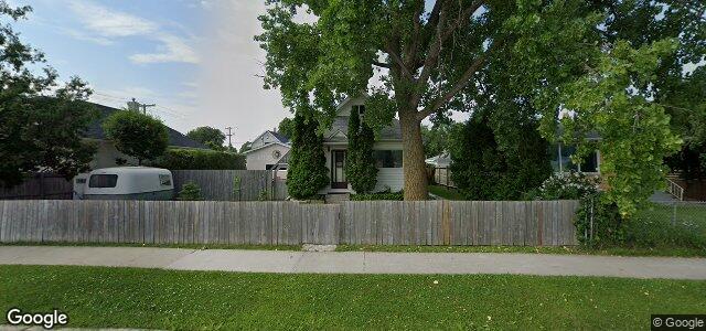 Larawan ng 840 Prince Rupert Avenue sa Winnipeg, Manitoba