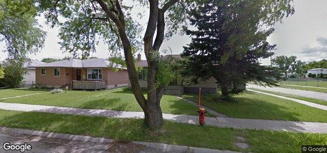 Larawan ng 900 Fleming Avenue sa Winnipeg, Manitoba