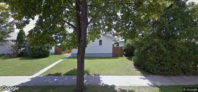 Larawan ng 912 Simpson Avenue sa Winnipeg, Manitoba