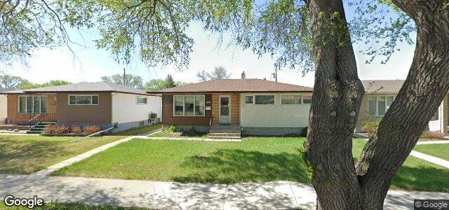 Larawan ng 920 Prince Rupert Avenue sa Winnipeg, Manitoba