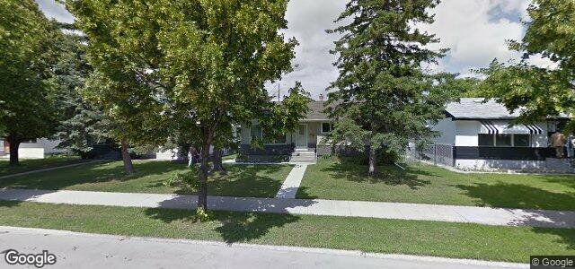 Larawan ng 921 Simpson Avenue sa Winnipeg, Manitoba