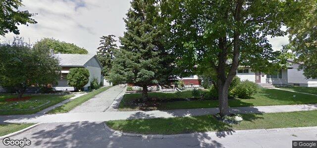Larawan ng 933 Simpson Avenue sa Winnipeg, Manitoba
