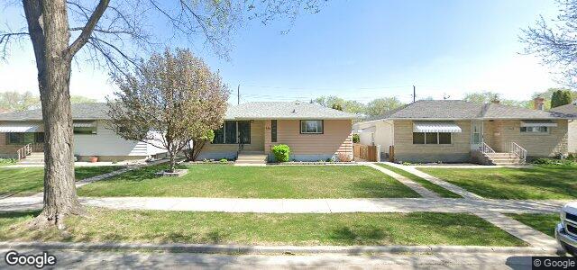 Larawan ng 939 Prince Rupert Avenue sa Winnipeg, Manitoba