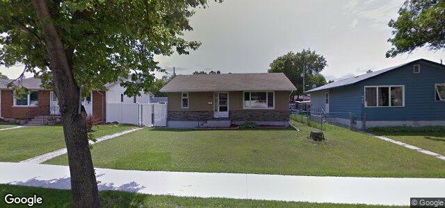 Larawan ng 944 Simpson Avenue sa Winnipeg, Manitoba
