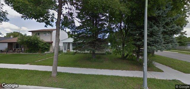Larawan ng 999 Moncton Avenue sa Winnipeg, Manitoba