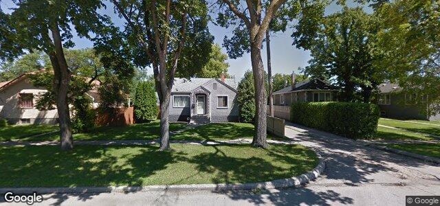 Larawan ng 207 Donalda Avenue sa Winnipeg, Manitoba