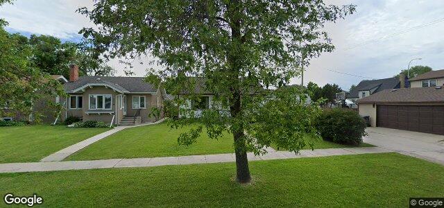 Larawan ng 208 Donalda Avenue sa Winnipeg, Manitoba