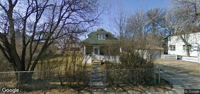 Larawan ng 210 Trent Avenue sa Winnipeg, Manitoba