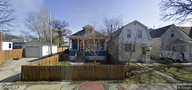 Larawan ng 211 Trent Avenue sa Winnipeg, Manitoba