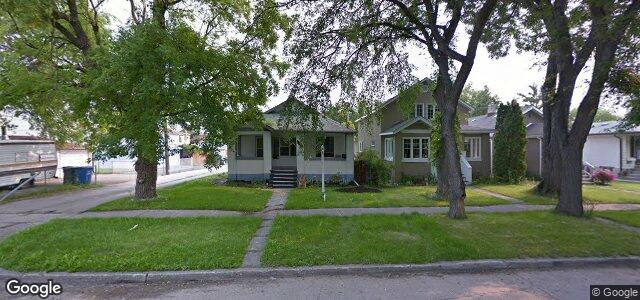 Larawan ng 213 Melbourne Avenue sa Winnipeg, Manitoba