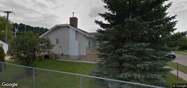 Larawan ng 215 Sydney Avenue sa Winnipeg, Manitoba