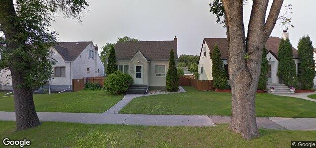 Photo of 220 Bronx Avenue in Winnipeg, Manitoba