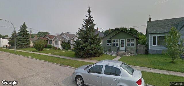 Larawan ng 221 Sydney Avenue sa Winnipeg, Manitoba