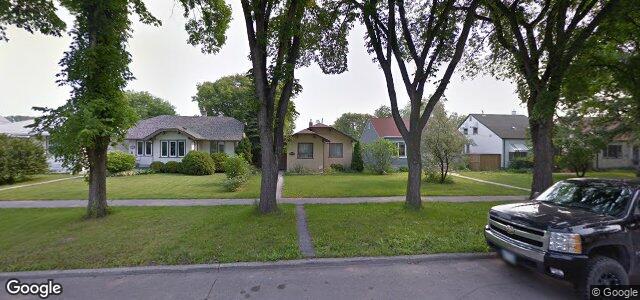 Larawan ng 223 Neil Avenue sa Winnipeg, Manitoba