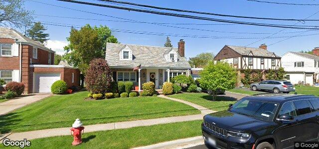 Larawan ng 225 Sydney Avenue sa Winnipeg, Manitoba