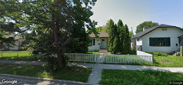 Larawan ng 230 Kimberly Avenue sa Winnipeg, Manitoba