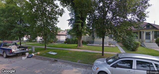 Larawan ng 233 Melbourne Avenue sa Winnipeg, Manitoba